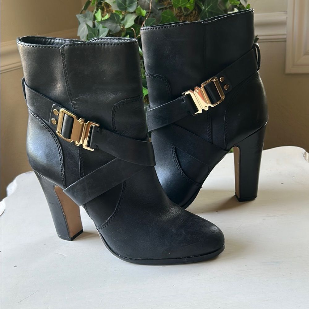 Vince Camuto Black Leather Ankle Boots with Gold Buckle 8.5M
